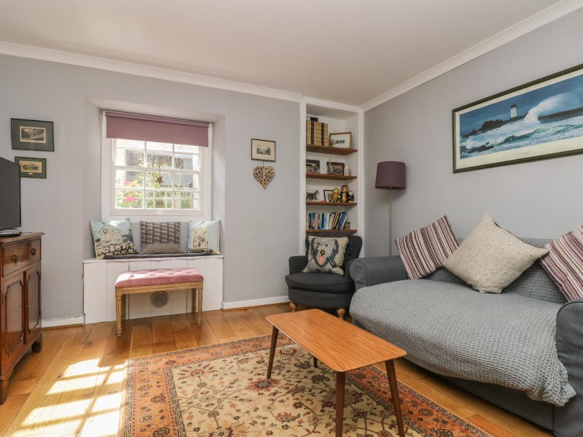 Primrose Cottage Penryn Bagian luar foto